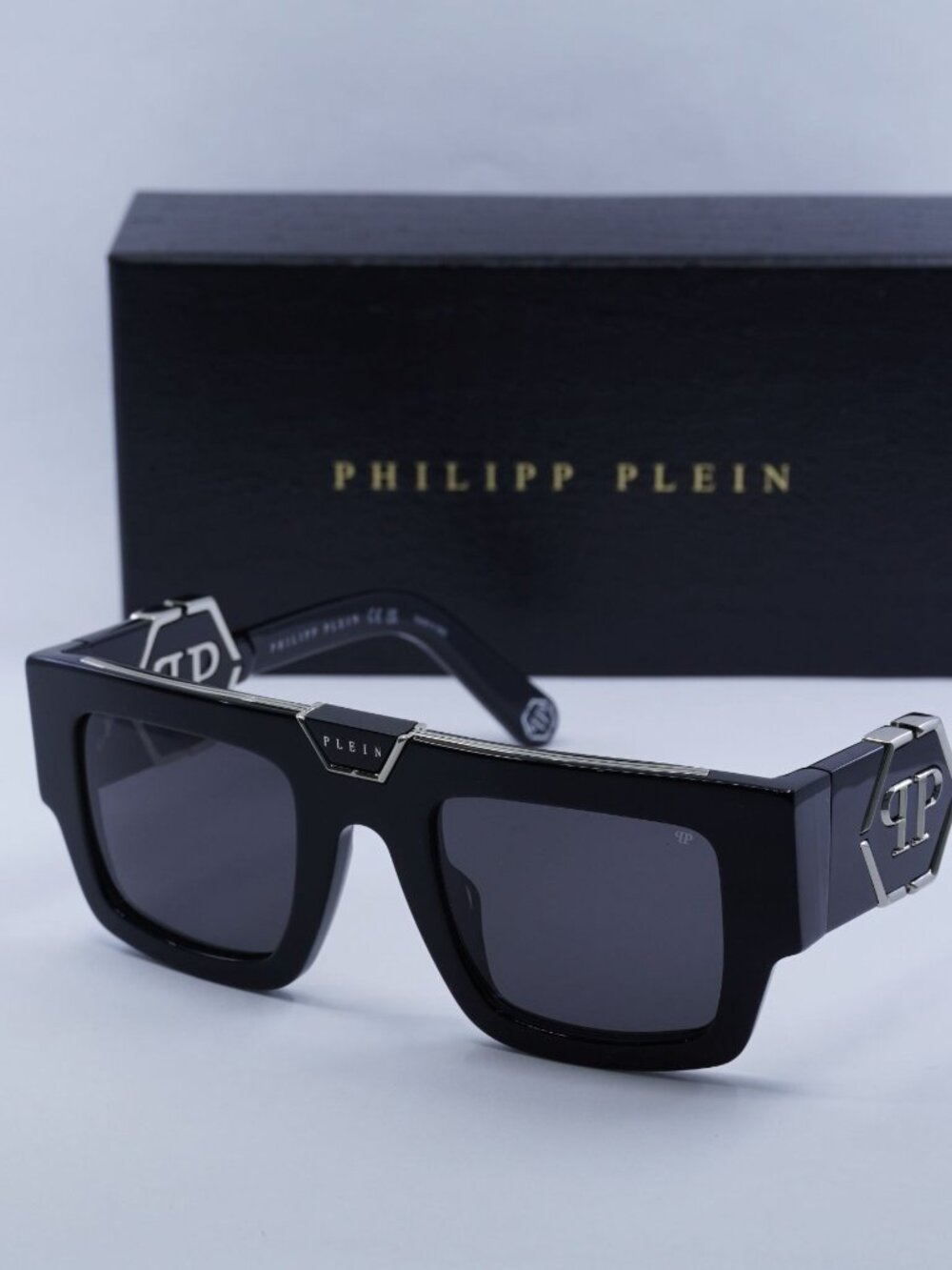 Philipp Plein SPP092M 700Y Rectangle Sunglasses - Black / Grey